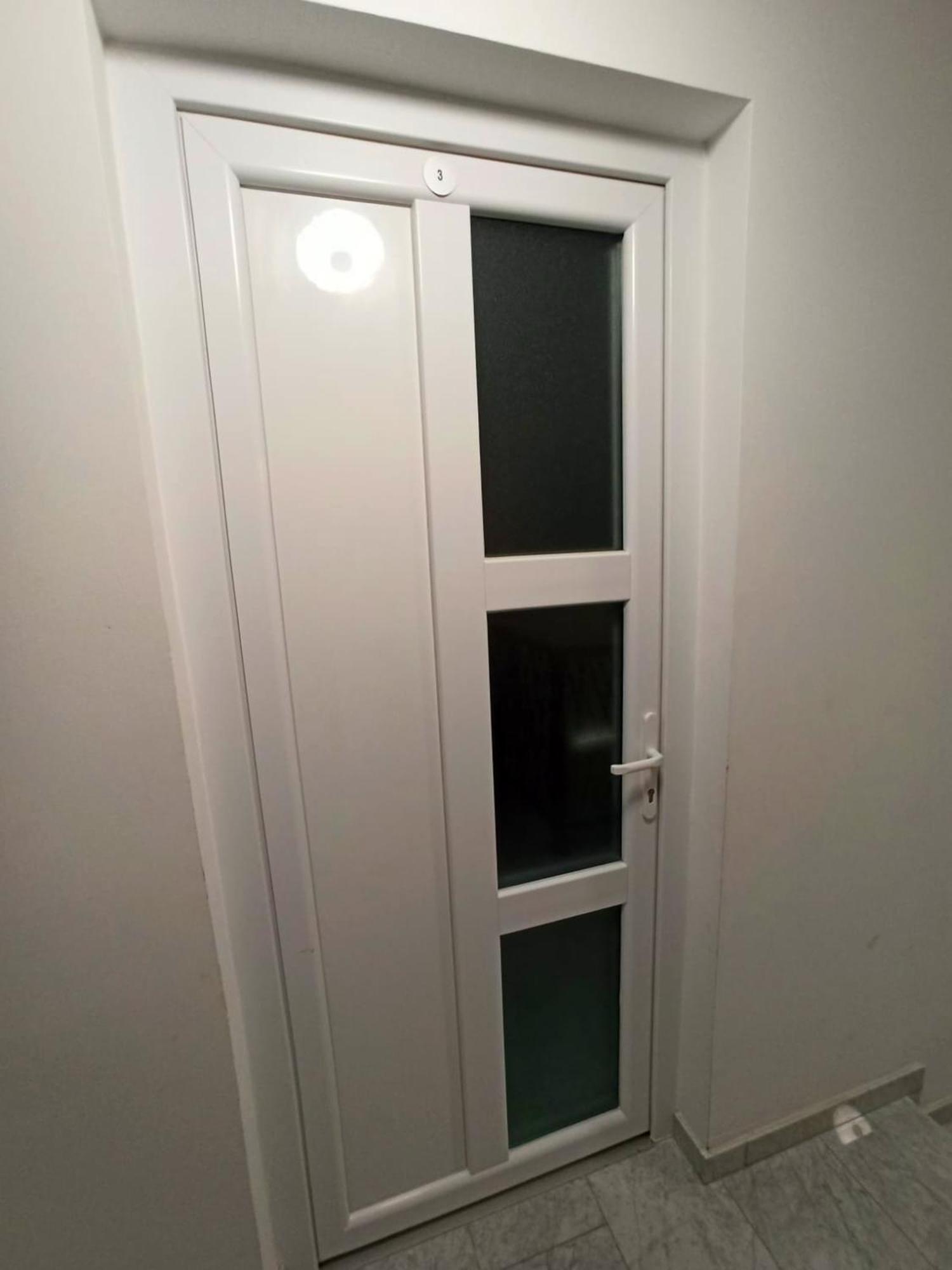 Apartmani Leptir Rakovica Ngoại thất bức ảnh